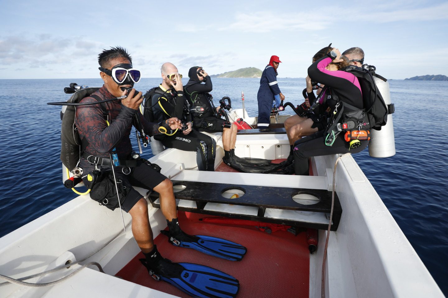 fendy prepare diving with la galigo guests