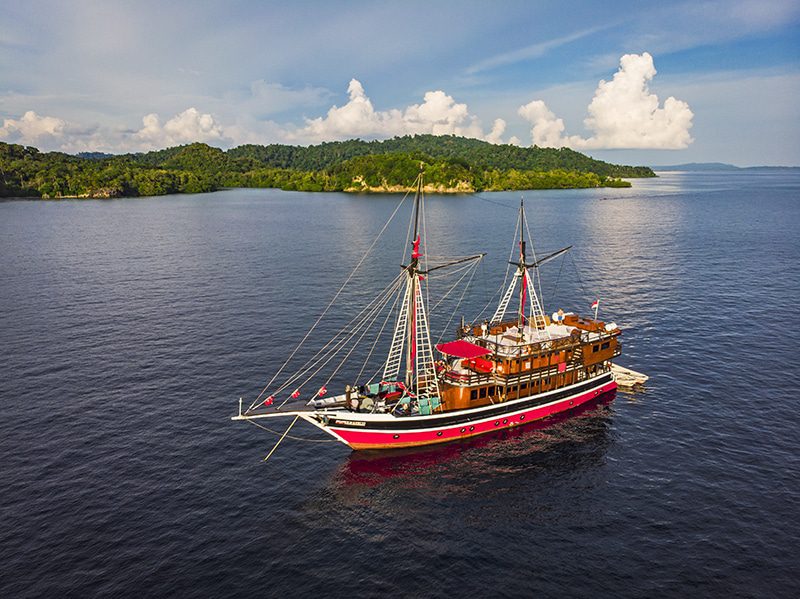 Ultimate Raja Ampat – The Last Paradise (Part 1 of 3)