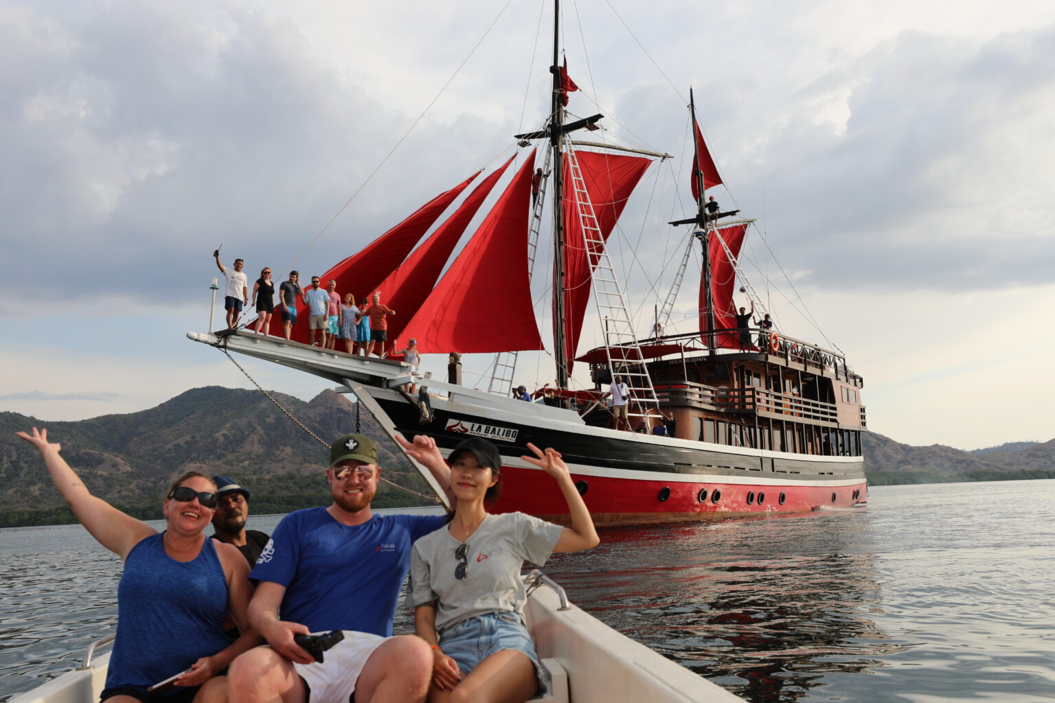 Dive Boat How They Work, How to Select One