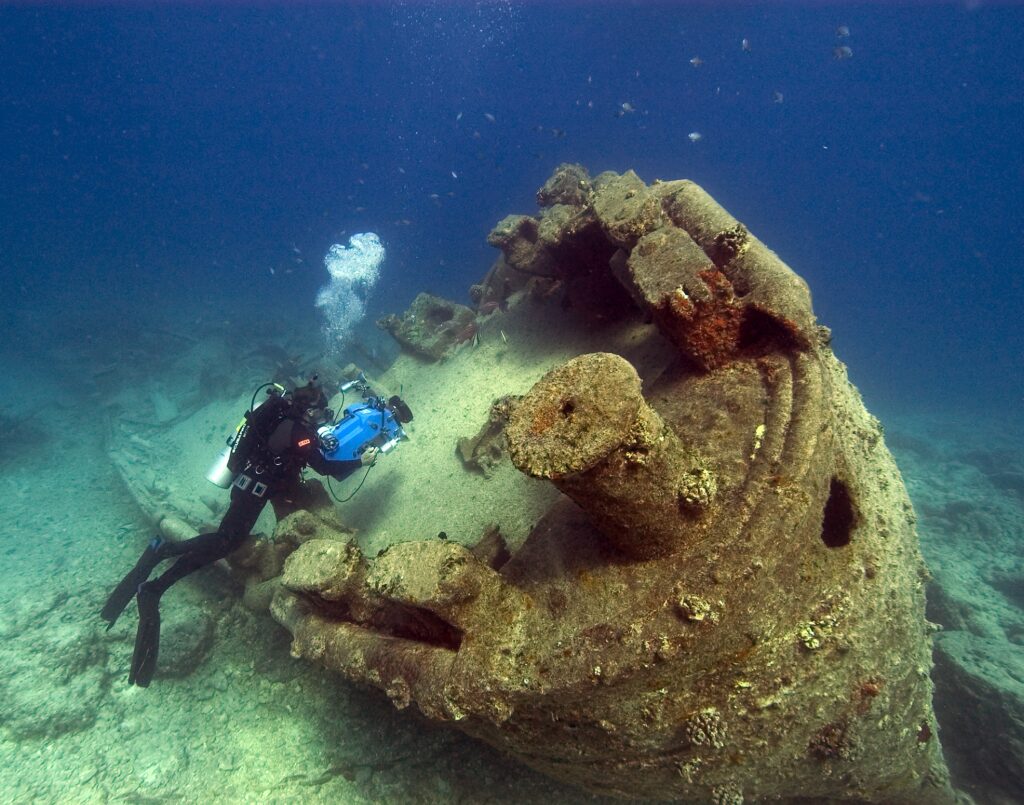 Wreck Diving Types Need to Know - La Galigo Liveaboard