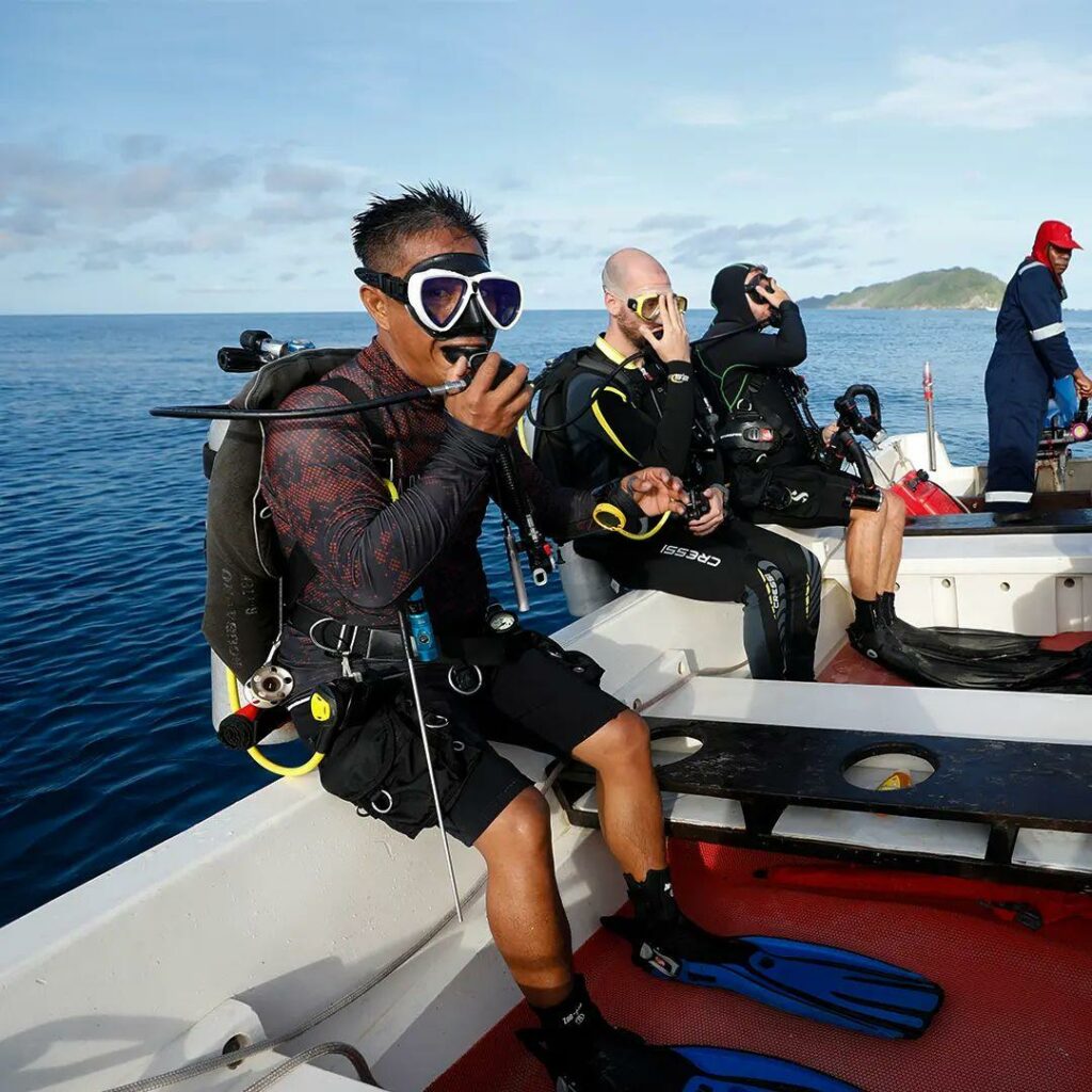 la galigo liveaboard divers