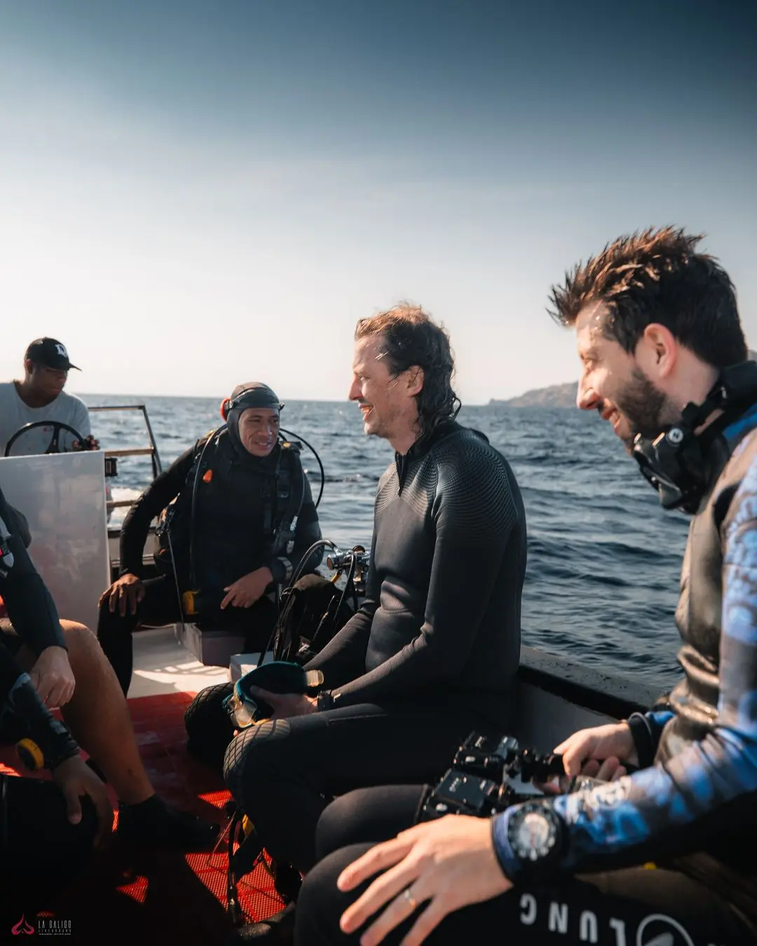 divers having a great time after their dive