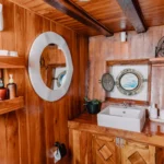 Deluxe Cabin Image 2