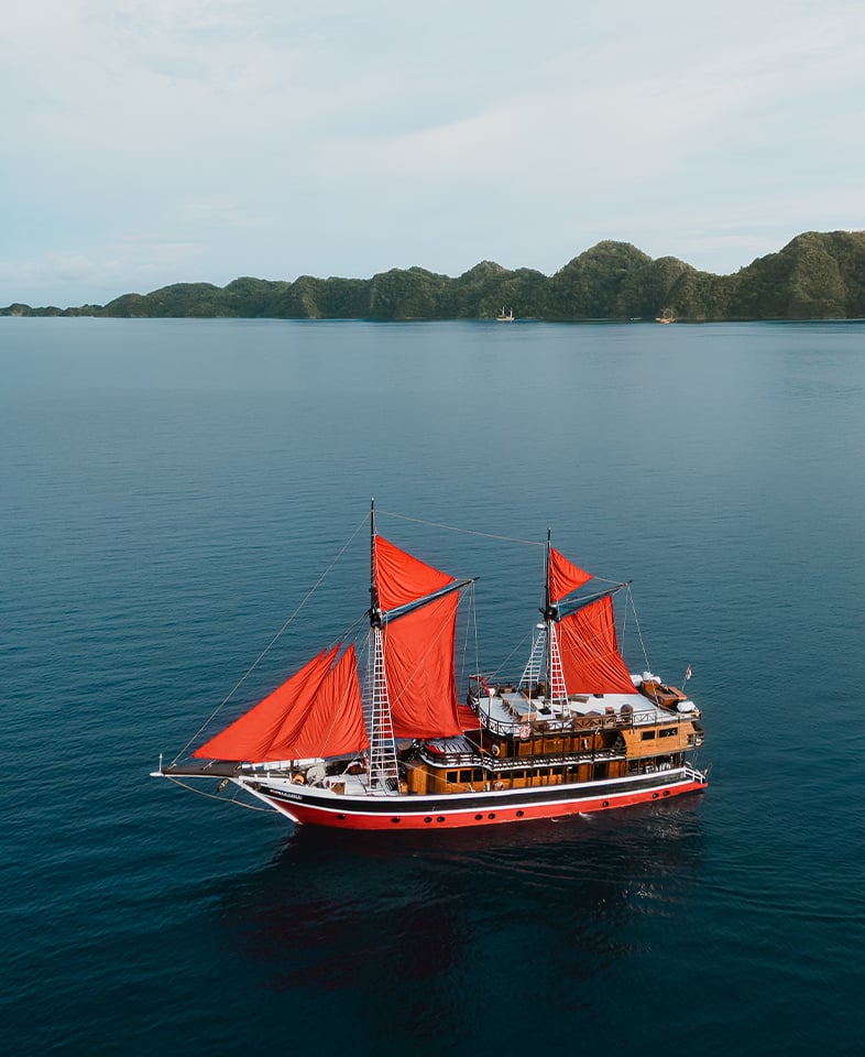 La Galigo Liveaboard yacht anchored in calm tropical waters