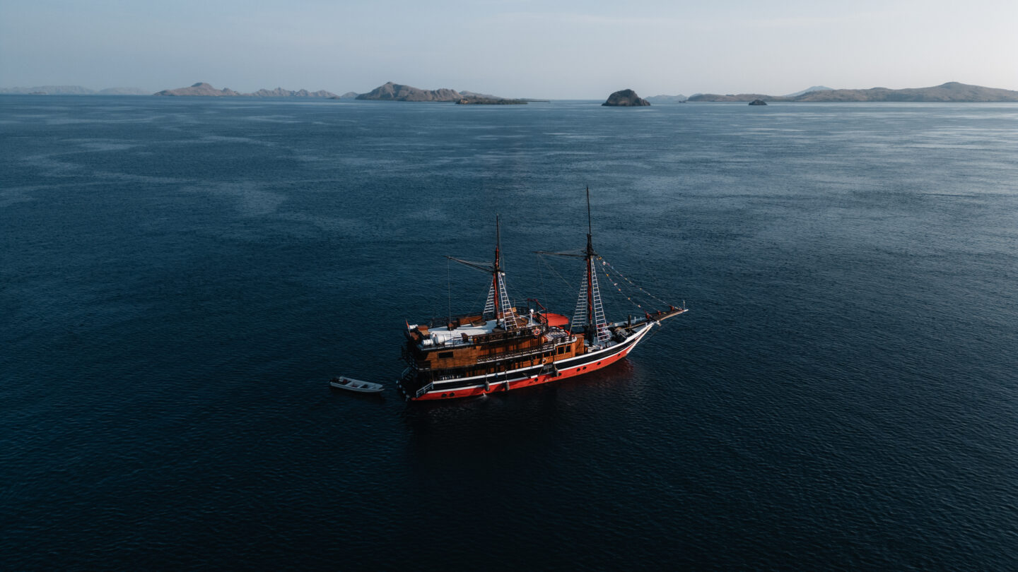 La Galigo Liveaboard vessel at sea between dive sites
